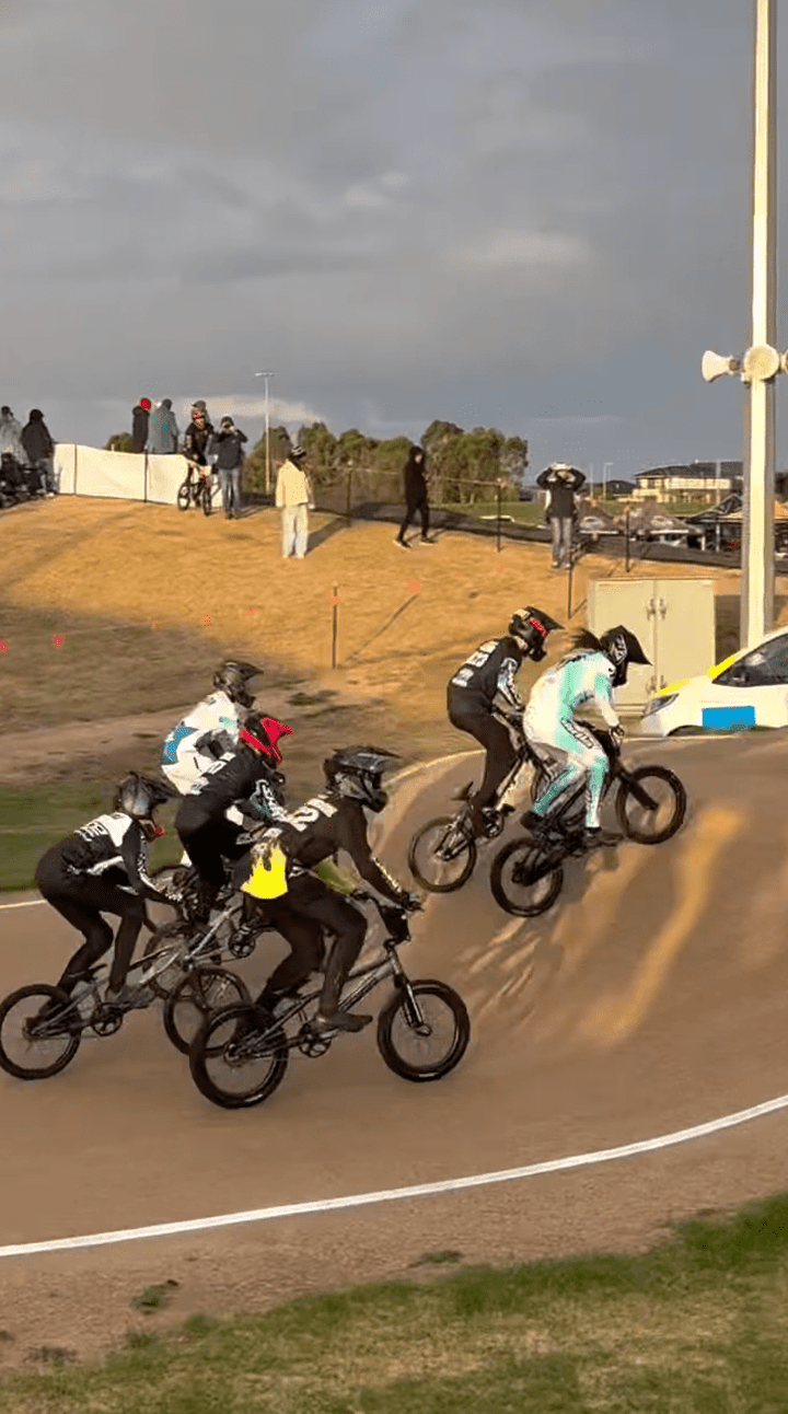 Conqueror Teal BMX / Mtn Bike Gear (2-3 Weeks)